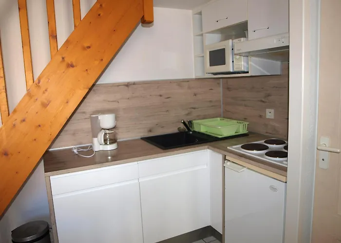 Maison Familiale A Saint-jean-de-monts, Piscine Commune, Parking Prive - Fr-1-323-377